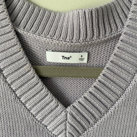 Aritzia TNA Marcy Lavender Sweater Vest - Picture 3 of 4